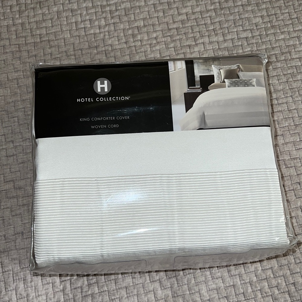 Hotel Collection woven cord King duvet cover. New!
